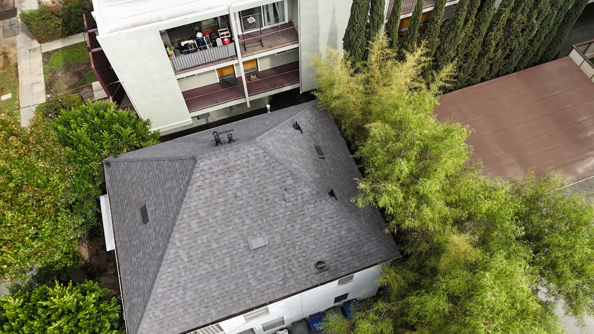 Pasadena Homeowners Trust Kaliber Roofing for Expert Roof Care image