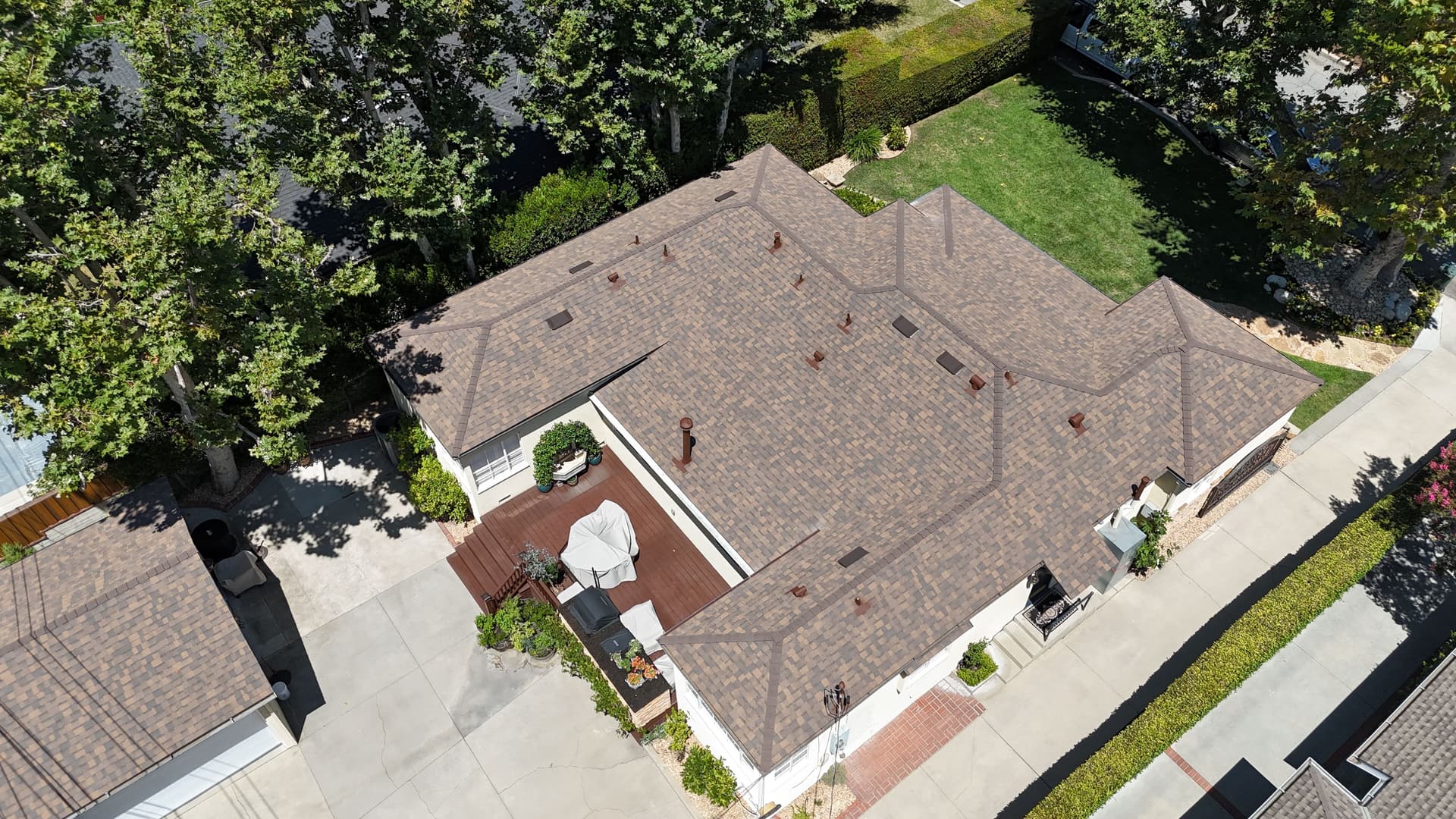 Gallery photos for Pasadena Homeowners Trust Kaliber Roofing for Expert Roof Care: Image #3