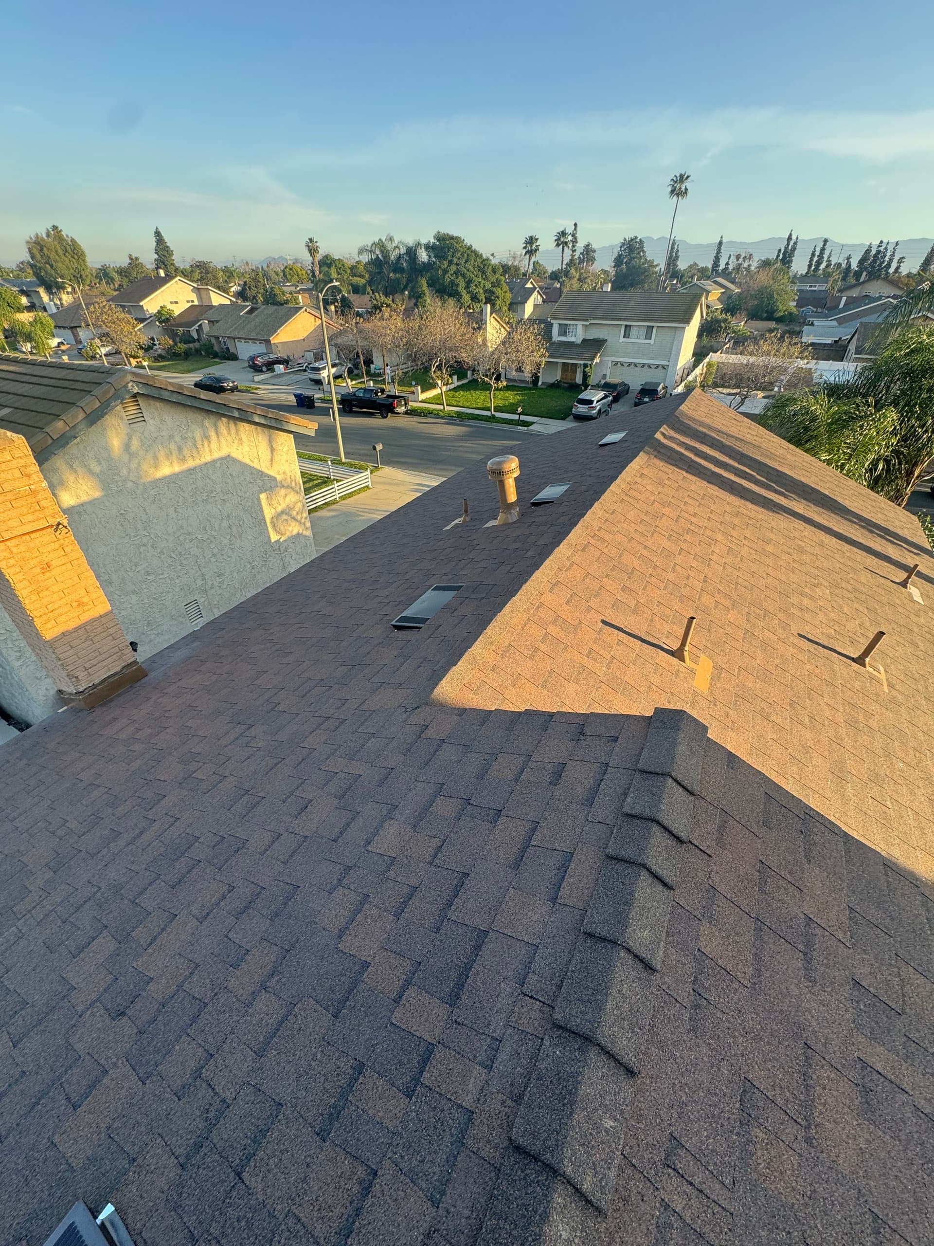 Enhance Your Home's Look with Owens Corning Cooper Trail in Ontario image